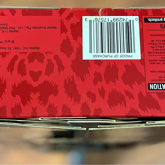 Disney Cruella DeVil doll - Picture 4 of 4